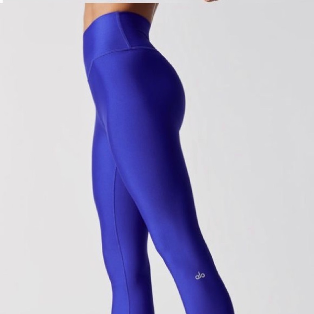 ALO Airlift Capri Leggings